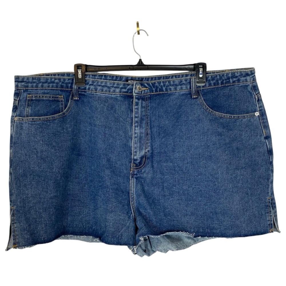 PrettyLittleThing Plus Denim Cut-off Jean Shorts Size 26
